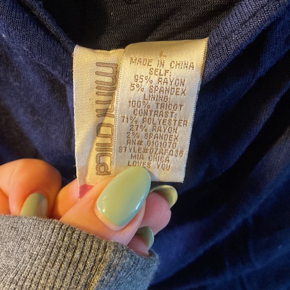 Dress with open back - Picture 3 of 4